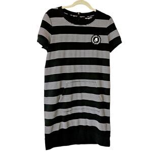 KARL Lagerfeld Paris Sm BlacknWhite Striped Round Logo W Zip. Stretchy. Pockets‎
